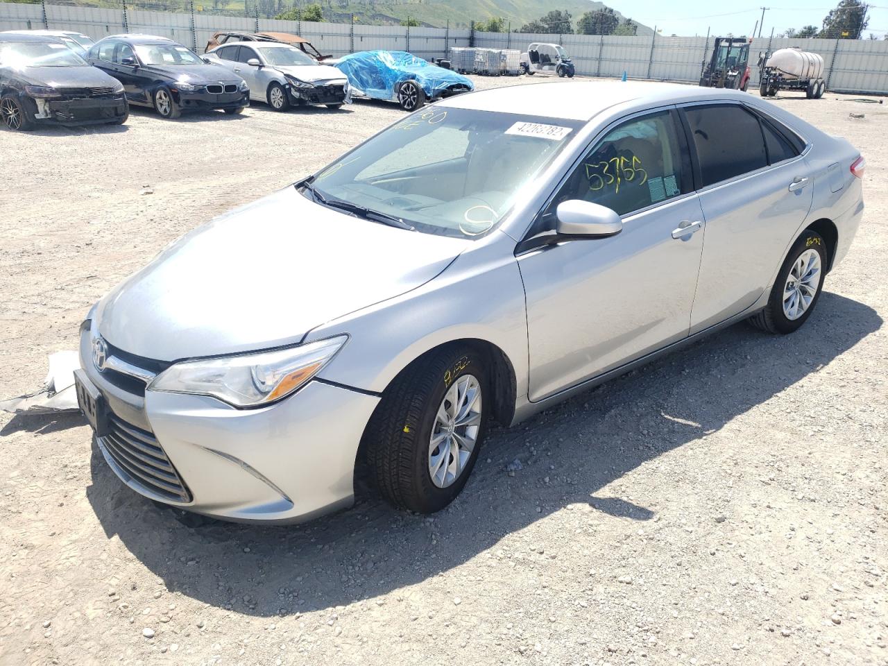Photo 2 from auction – 2017 TOYOTA CAMRY LE with VIN 4T1BF1FK8HU322648