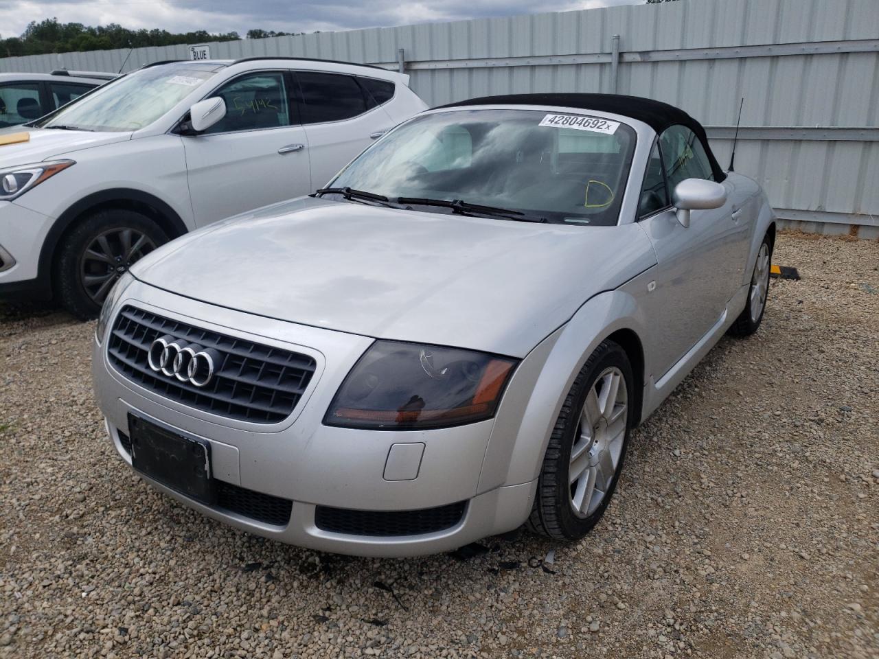 Photo 2 from auction – 2004 AUDI TT with VIN TRUTC28N441004381