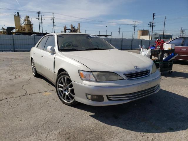 LEXUS ES 300 2001 with VIN JT8BF28GX10303677 - Photo from auction