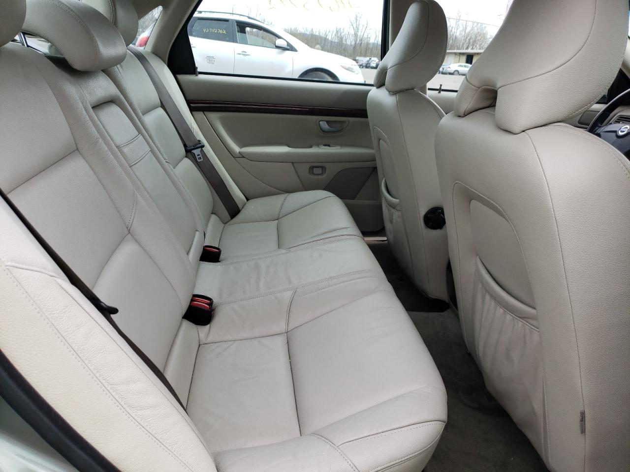 Photo 6 from auction – 2006 VOLVO S80 2.5T with VIN YV1TH592961441517