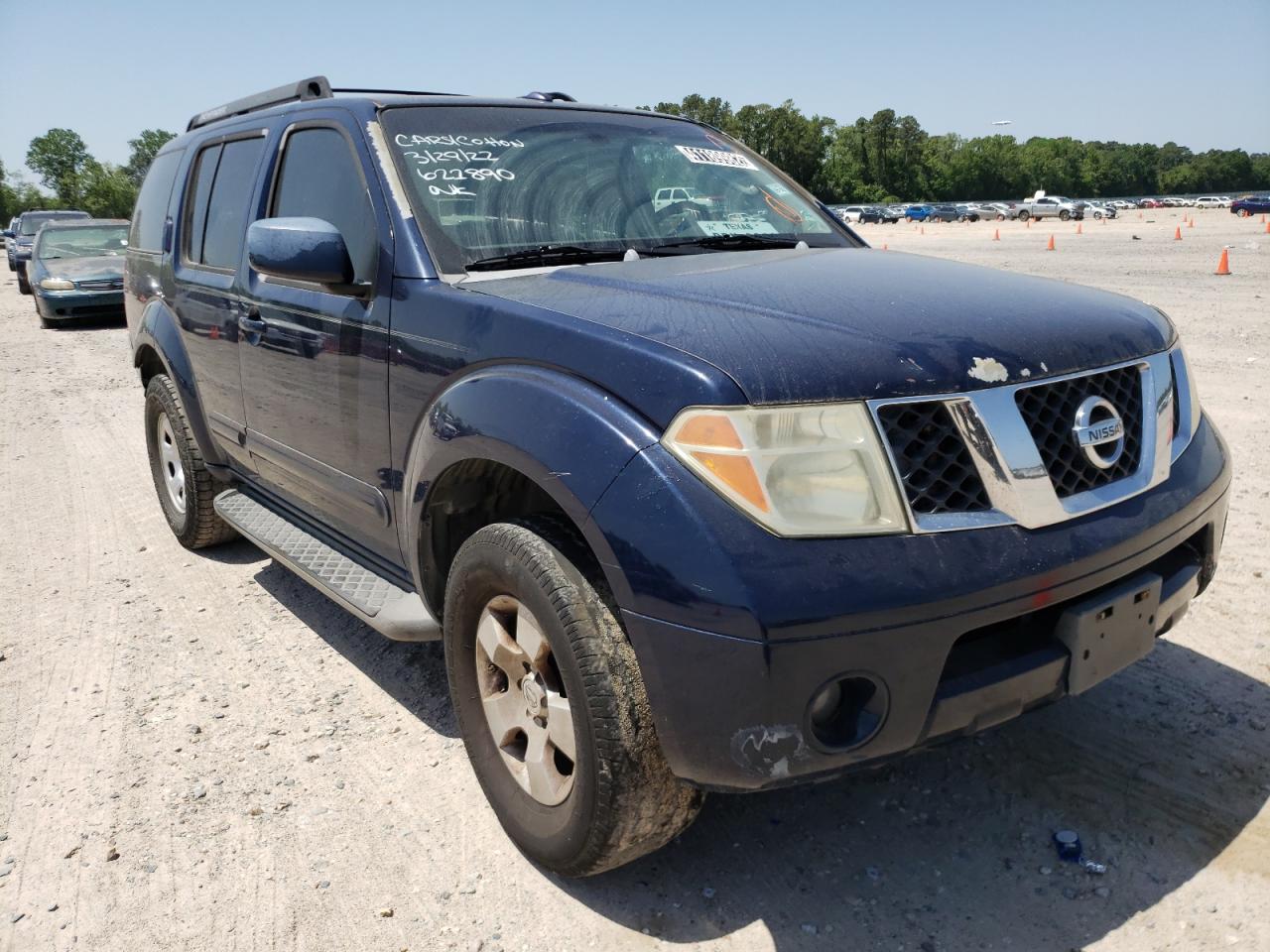 NISSAN PATHFINDER 2006 with VIN 5N1AR18U36C621890 - Photo from auction