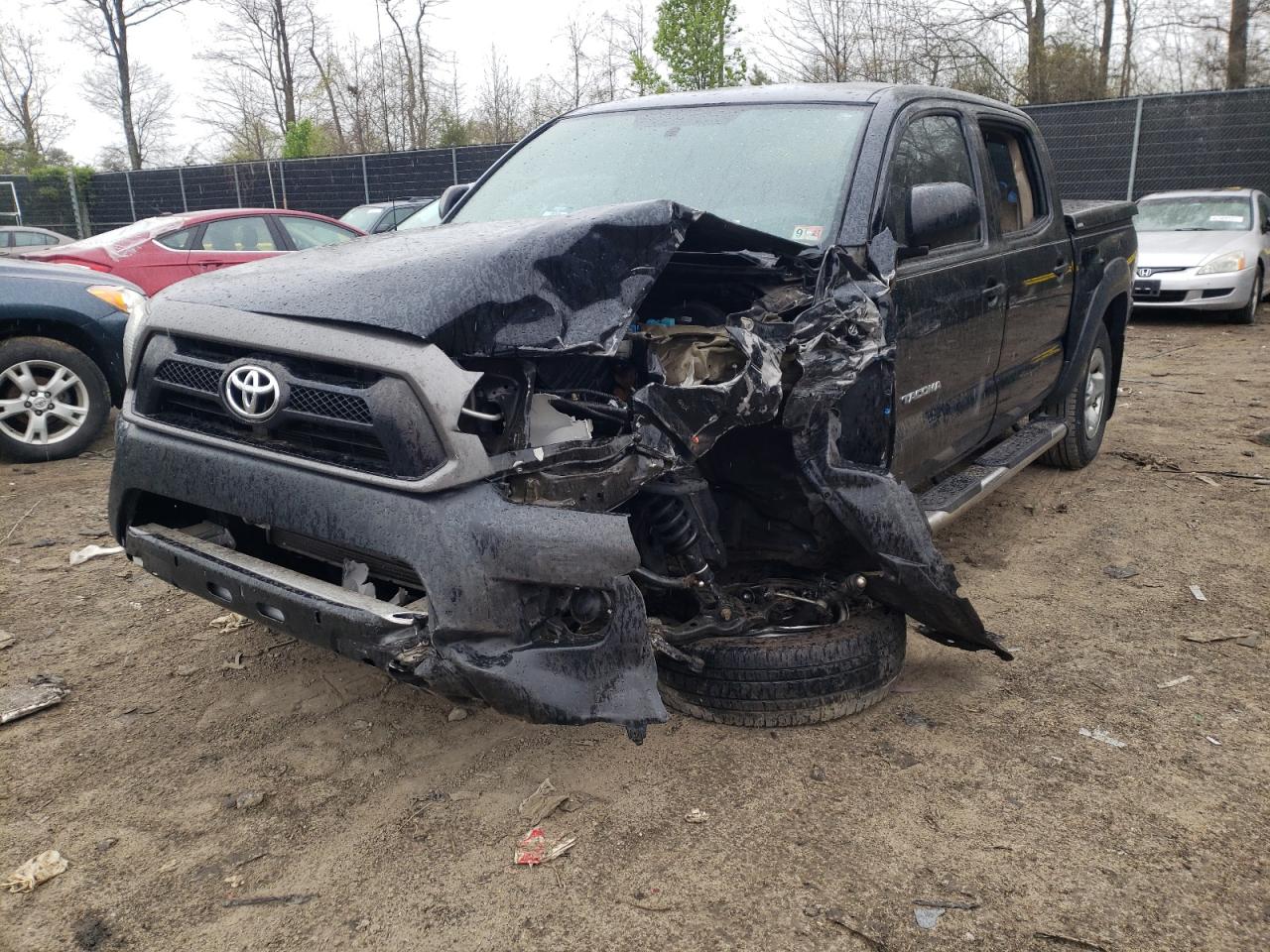 Photo 2 from auction – 2012 TOYOTA TACOMA DOU with VIN 5TFJX4GN2CX010663
