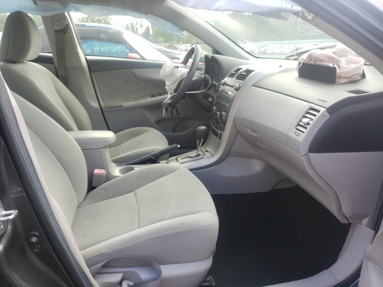 Photo 5 from auction – 2011 TOYOTA COROLA with VIN 2T1BU4EE2BC551256