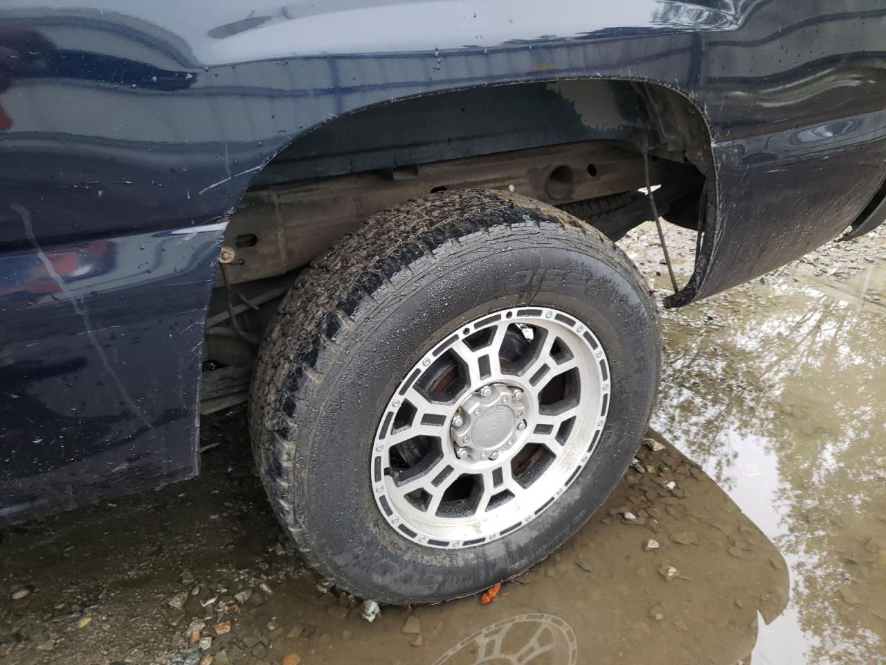 Photo 10 from auction – 2007 CHEVROLET SILVERADO with VIN 1GCEC19X47Z110123