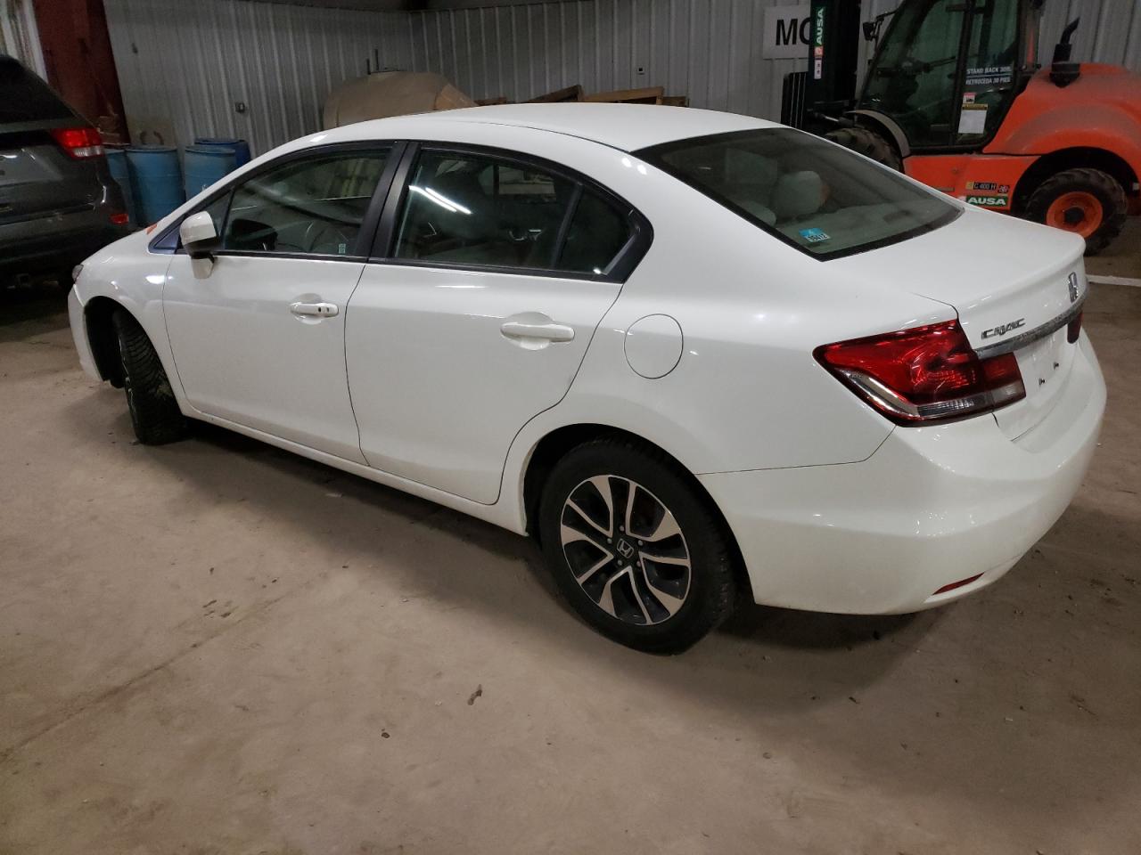 Photo 3 from auction – 2015 HONDA CIVIC EX with VIN 19XFB2F80FE003218