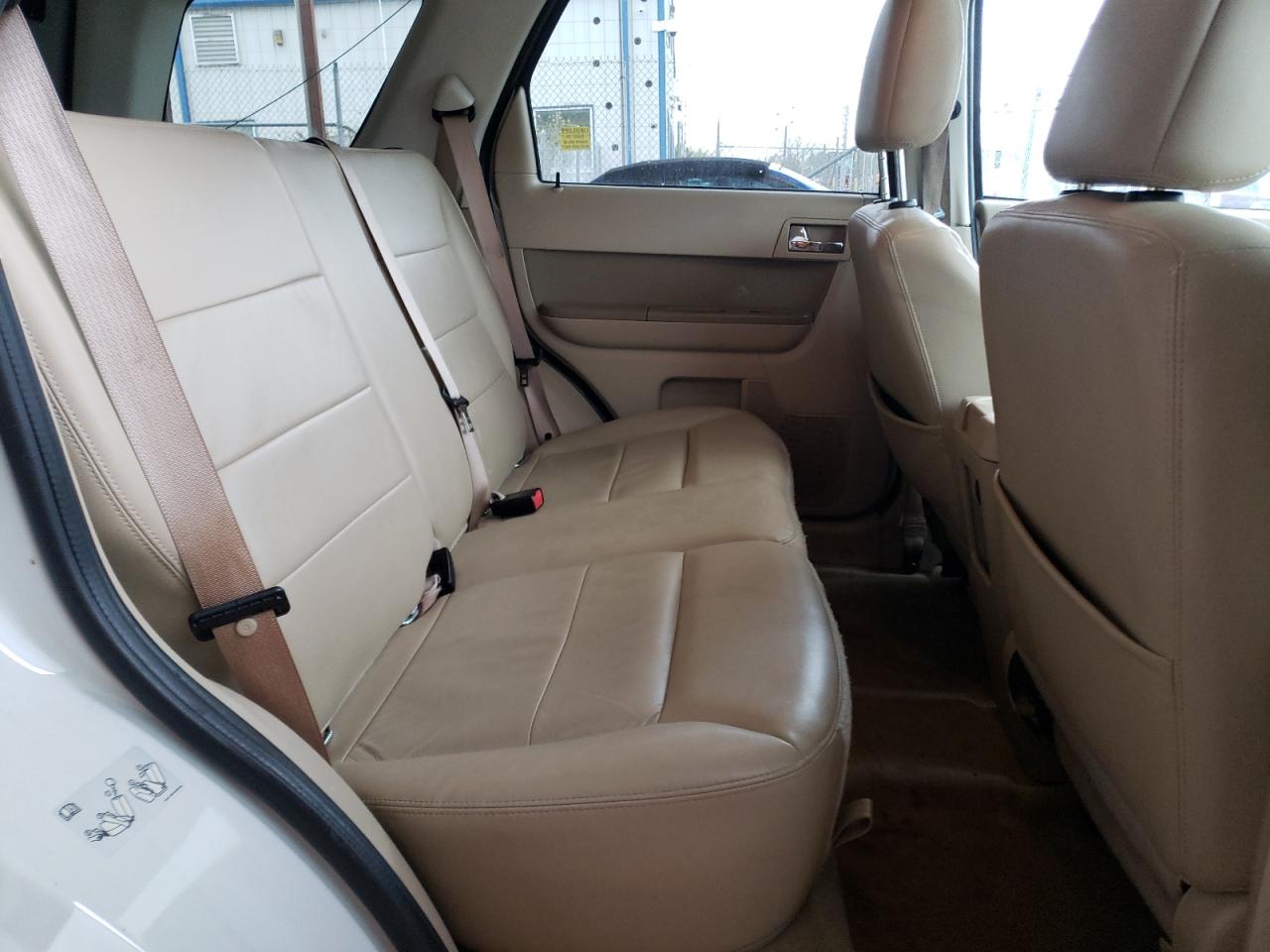Photo 6 from auction – 2011 FORD ESCAPE LIM with VIN 1FMCU9EG0BKC59375