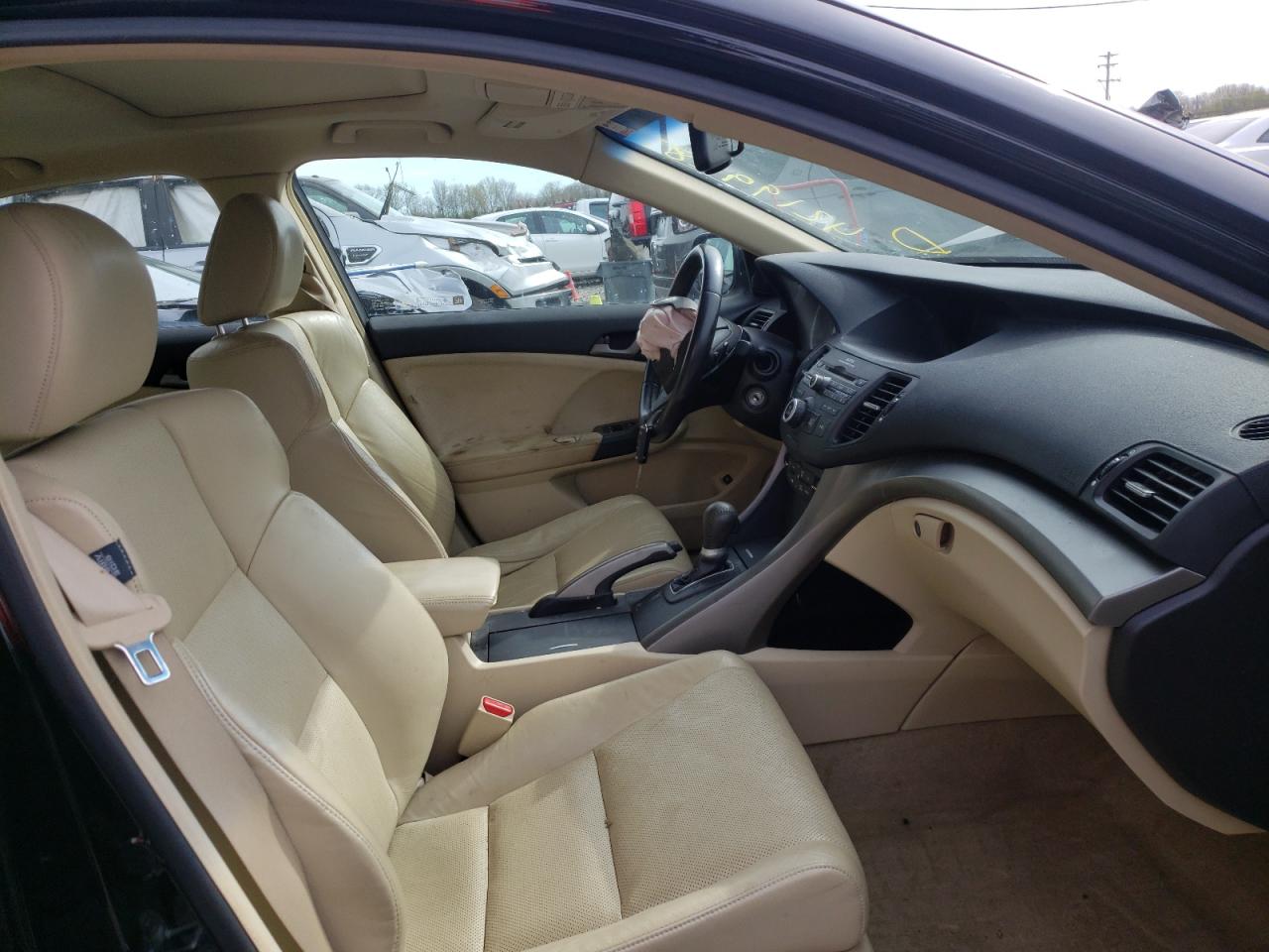 Photo 5 from auction – 2010 ACURA TSX with VIN JH4CU2F67AC007549
