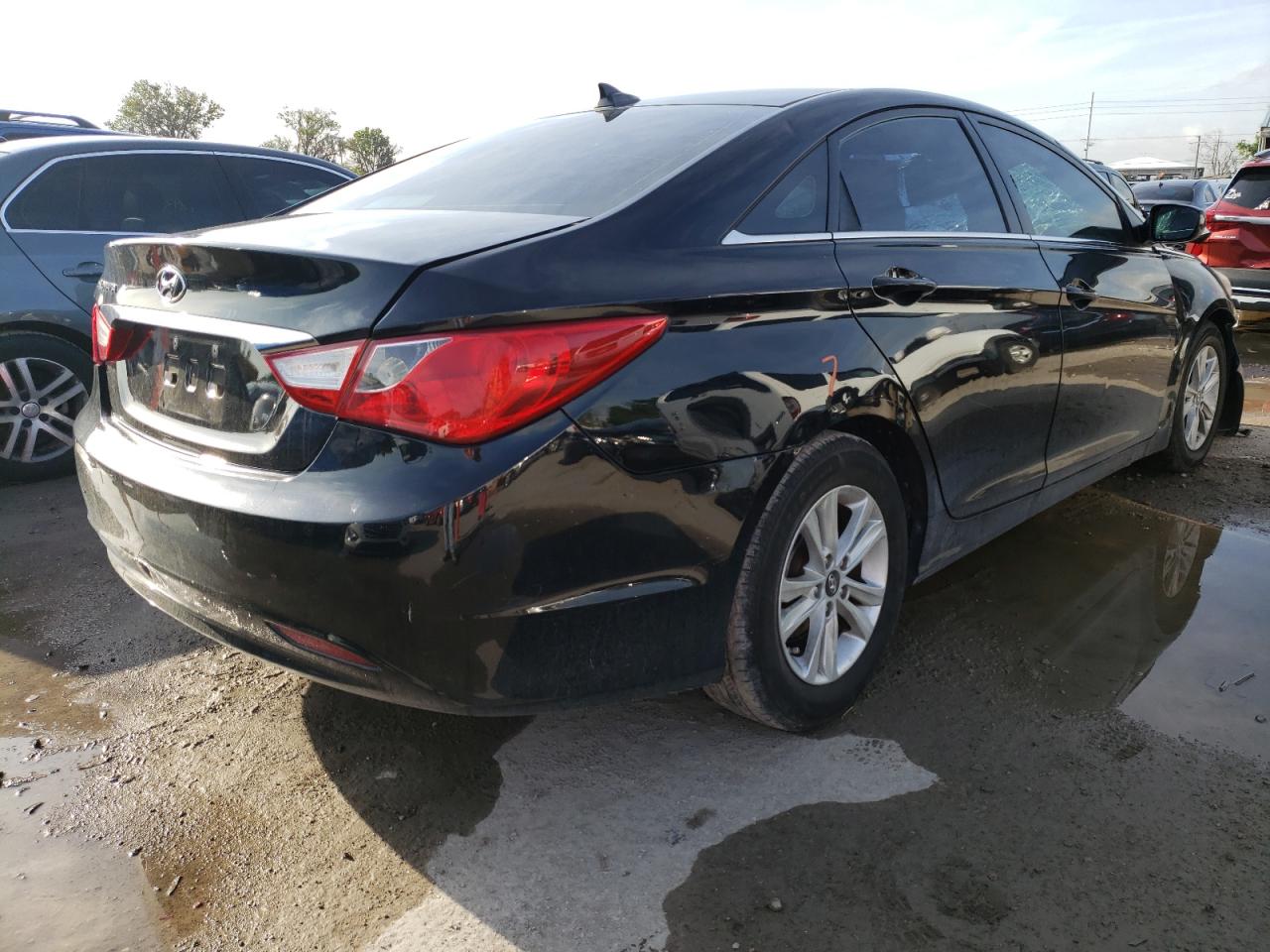Photo 4 from auction – 2012 HYUNDAI SONATA GLS with VIN 5NPEB4AC8CH399117