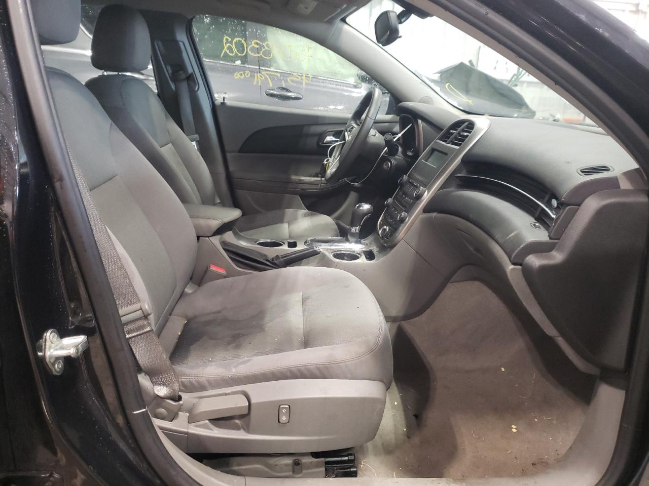 Photo 5 from auction – 2015 CHEVROLET MALIBU LS with VIN 1G11B5SL0FF179593