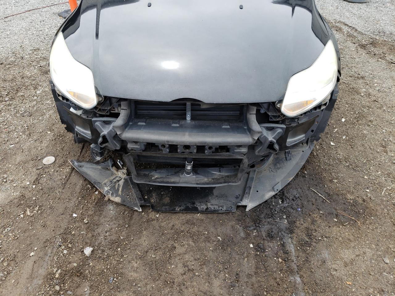 Photo 9 from auction – 2014 FORD FOCUS SE with VIN 1FADP3K2XEL180449