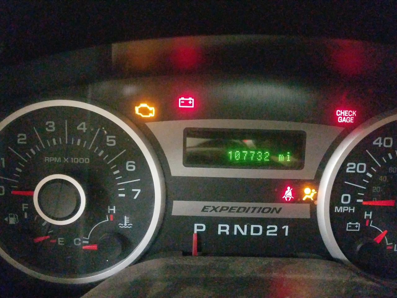 Photo 8 from auction – 2006 FORD EXPEDITION with VIN 1FMPU17526LA61962