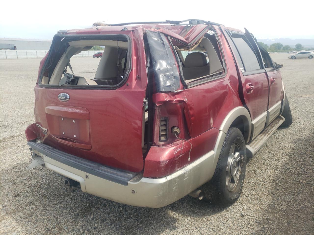 Photo 4 from auction – 2005 FORD EXPEDITION with VIN 1FMFU185X5LA89453