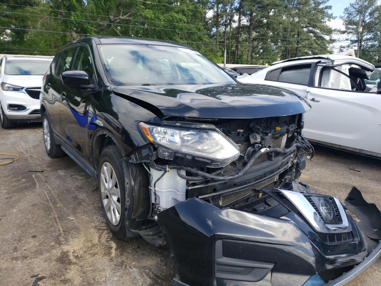 NISSAN ROGUE S 2017 with VIN KNMAT2MT2HP605104 - Photo from auction