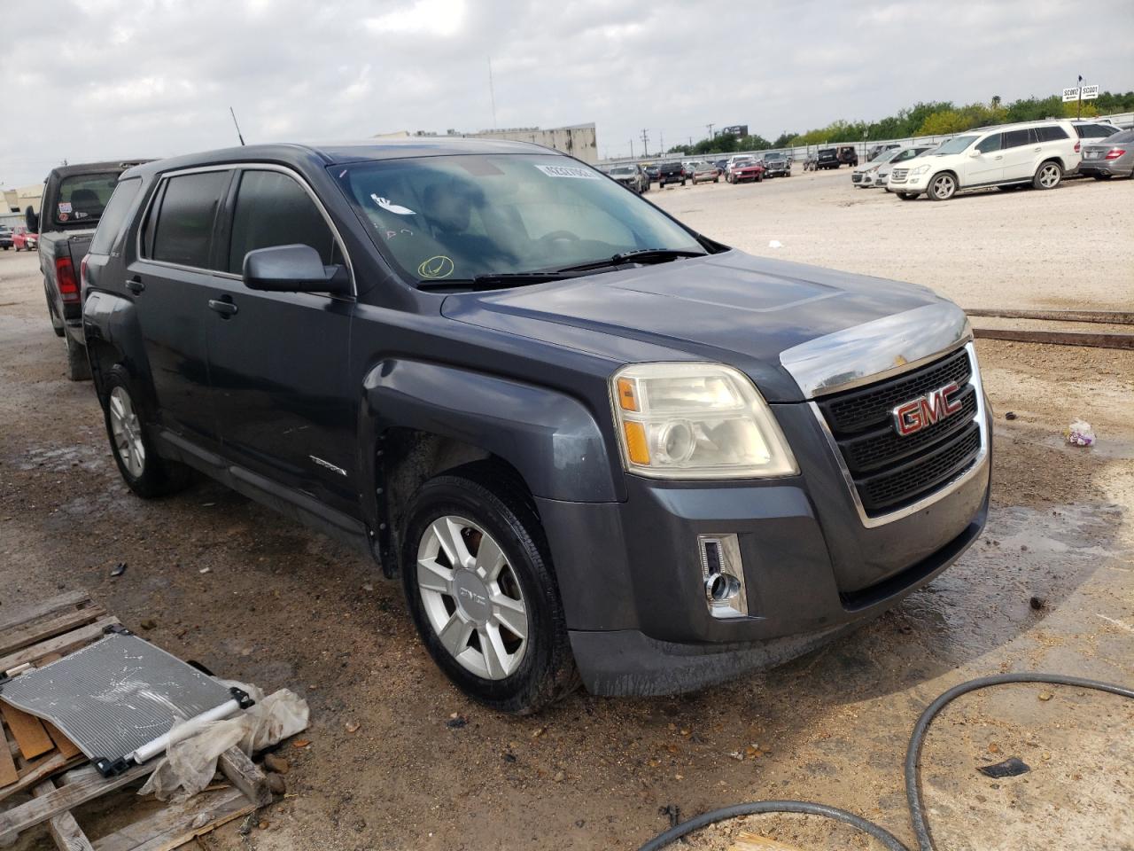 GMC TERRAIN SL 2010 with VIN 2CTALBEW8A6372123 - Photo from auction
