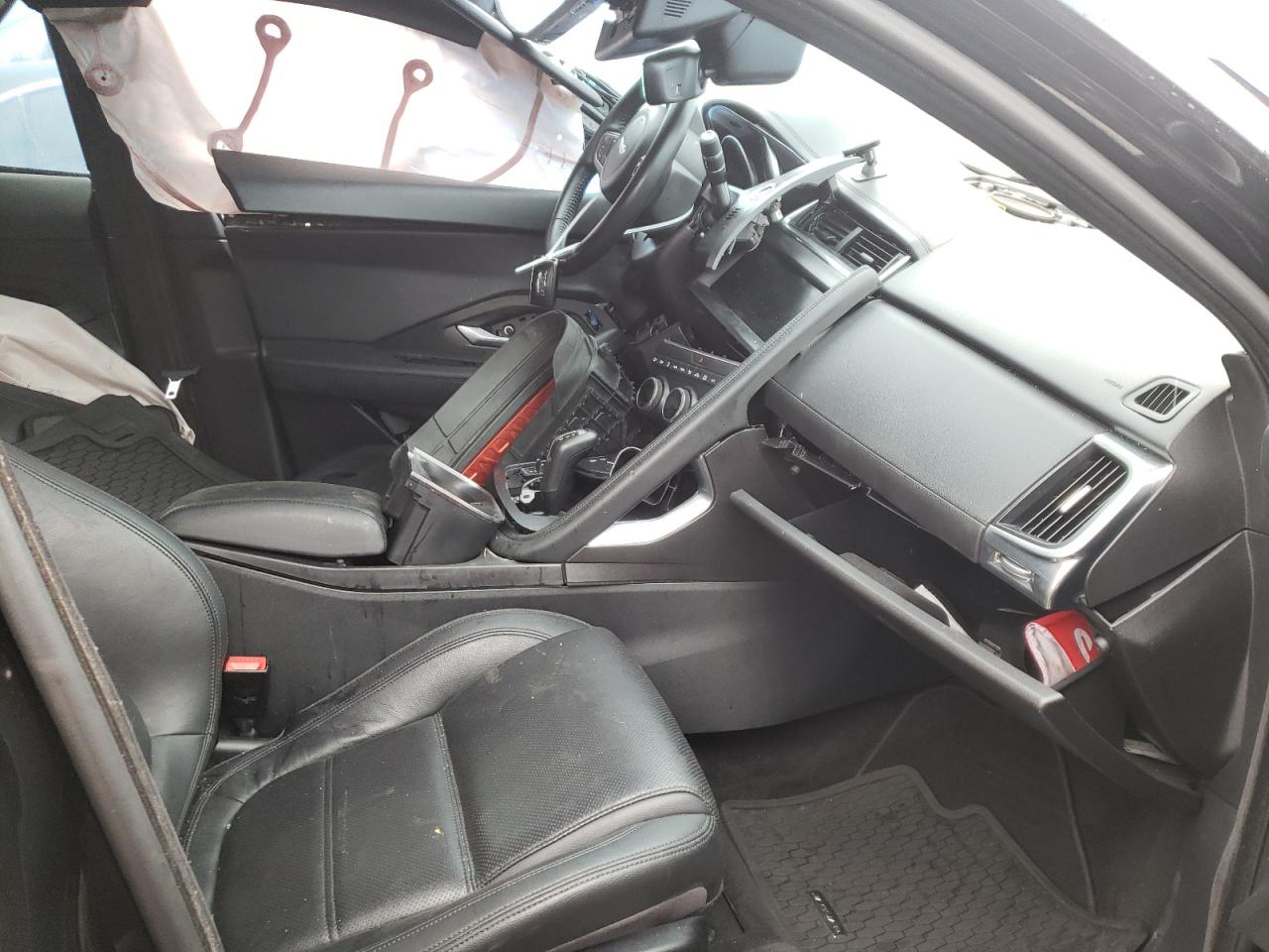Photo 5 from auction – 2018 JAGUAR E-PACE S with VIN SADFJ2FX8J1Z01351