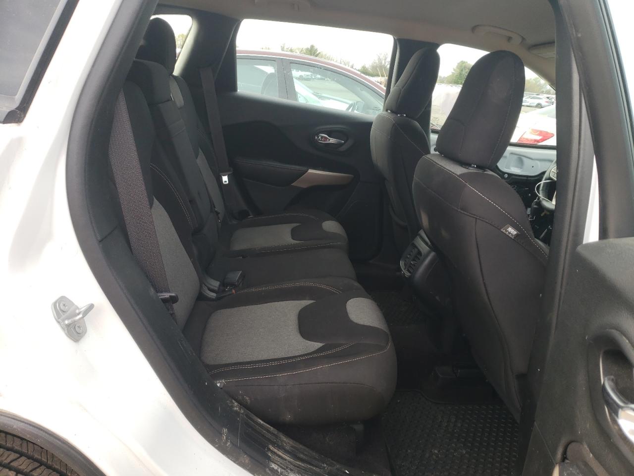 Photo 6 from auction – 2017 JEEP CHEROKEE S with VIN 1C4PJLAB6HW654362