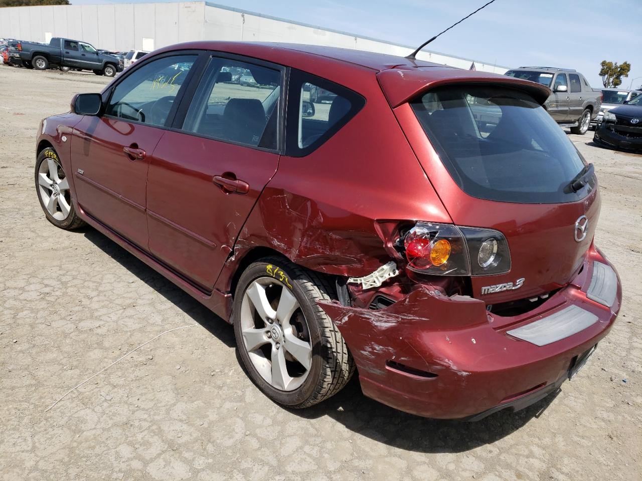 Photo 3 from auction – 2006 MAZDA 3 HATCHBAC with VIN JM1BK344861439967