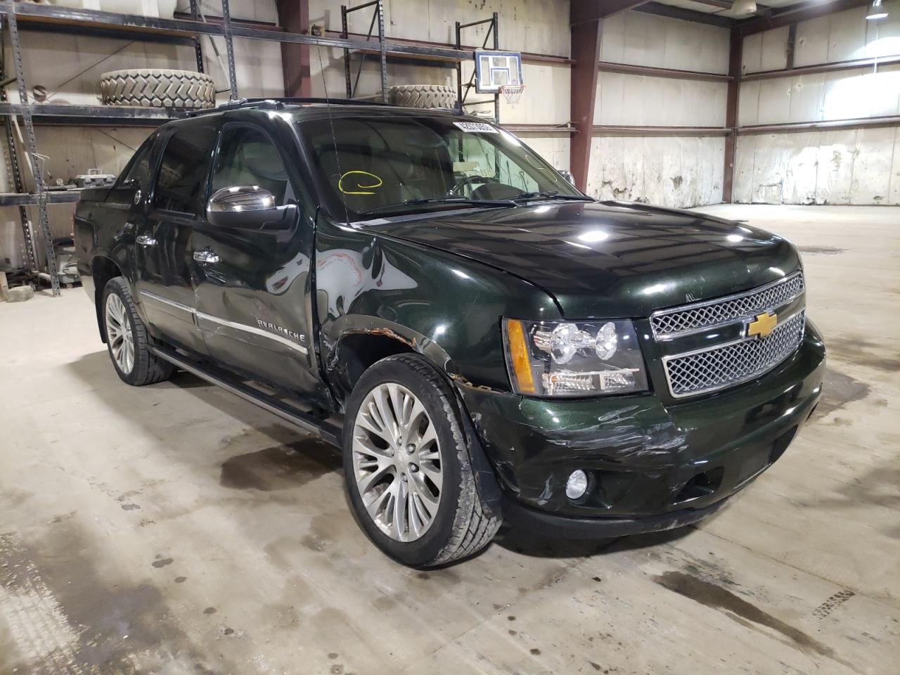 CHEVROLET AVALANCHE 2013 with VIN 3GNTKGE72DG239838 - Photo from auction