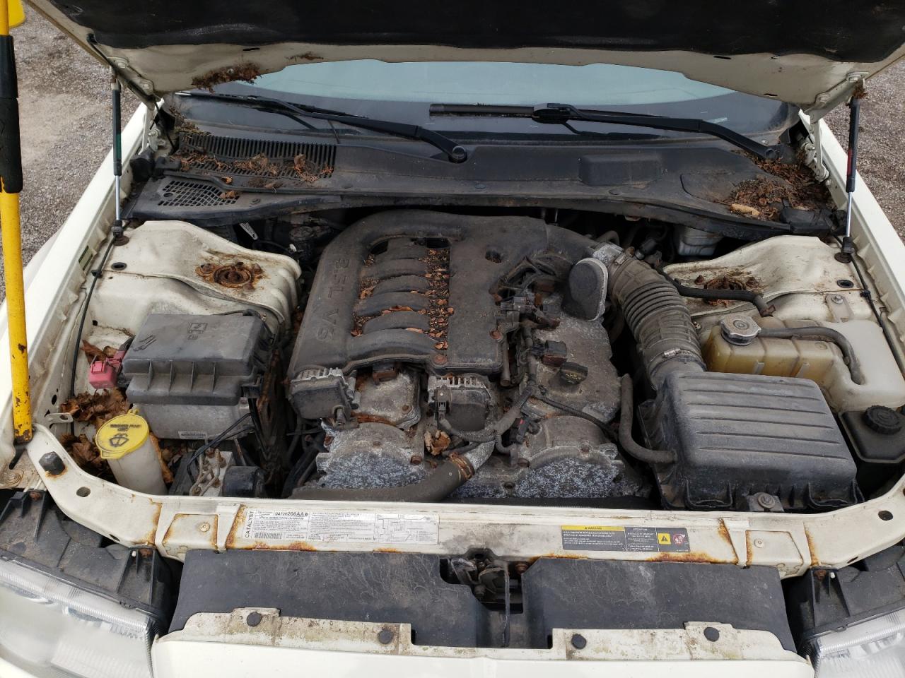 Photo 7 from auction – 2005 CHRYSLER 300 TOURIN with VIN 2C3JA53G65H602738
