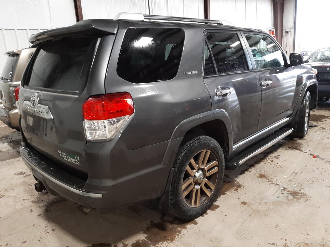 Photo 17 from auction – 2010 TOYOTA 4RUNNER SR with VIN JTEBU5JR0A5019977