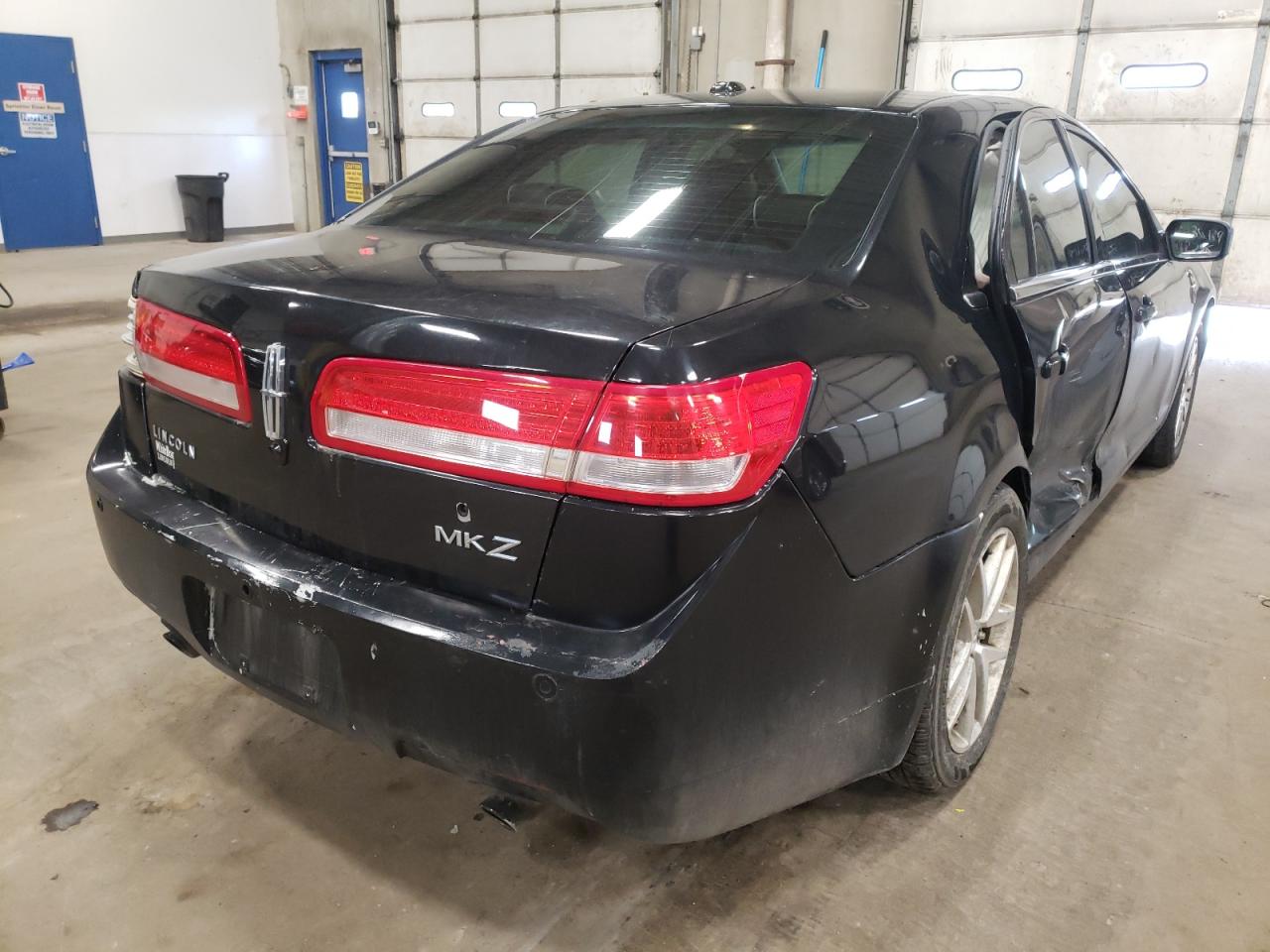 Photo 4 from auction – 2010 LINCOLN MKZ with VIN 3LNHL2GC7AR650253