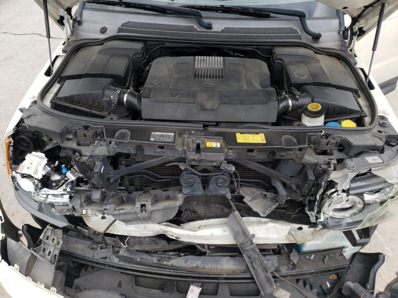 Photo 7 from auction – 2010 LAND ROVER RANGE ROVE with VIN SALSK2D47AA217965