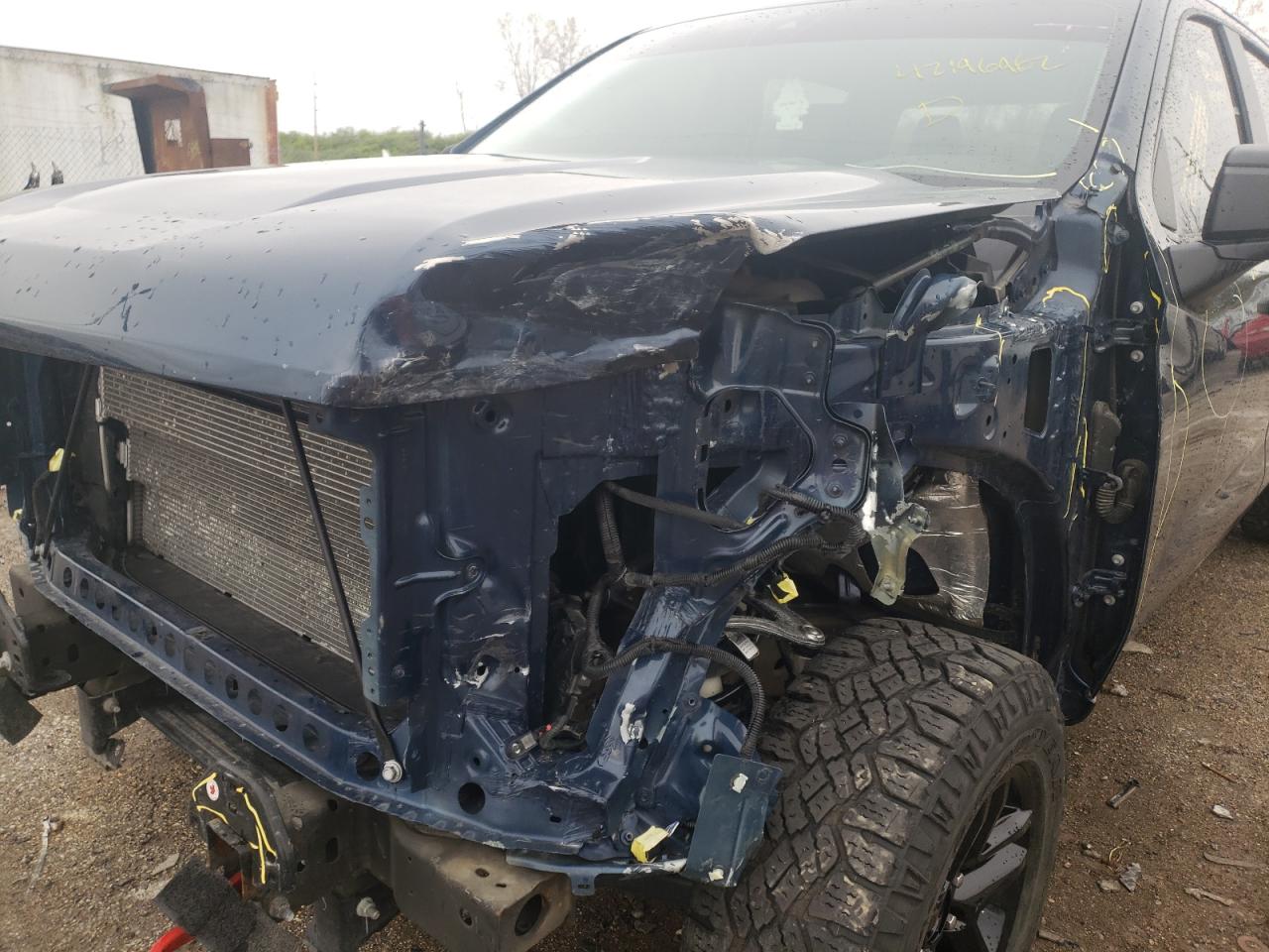 Photo 9 from auction – 2021 CHEVROLET SILVERADO with VIN 1GCPYCEF3MZ318072