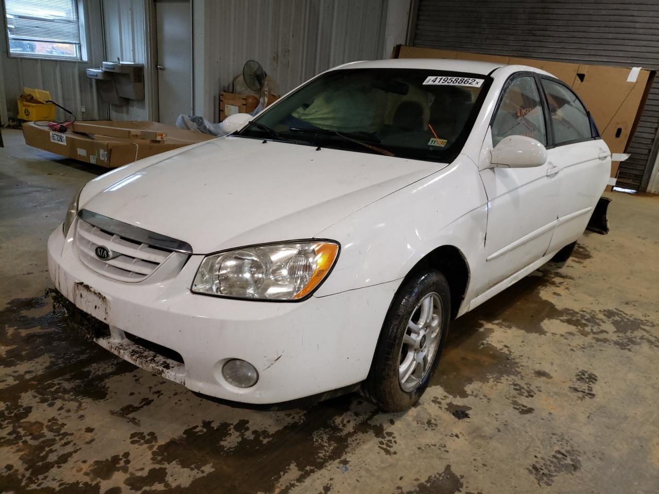 Photo 2 from auction – 2005 KIA SPECTRA LX with VIN KNAFE121955080137