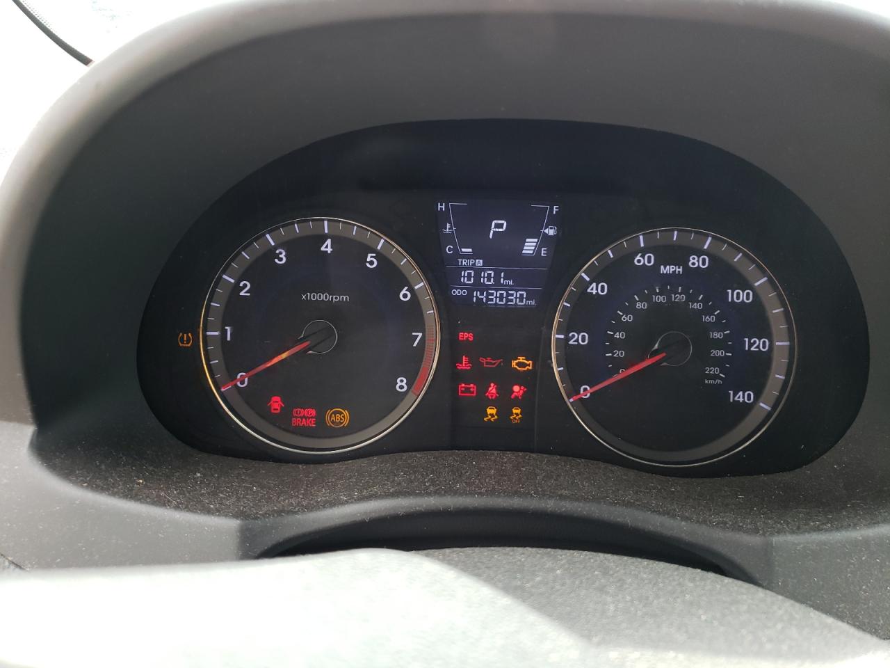 Photo 8 from auction – 2012 HYUNDAI ACCENT GLS with VIN KMHCT4AE4CU222989