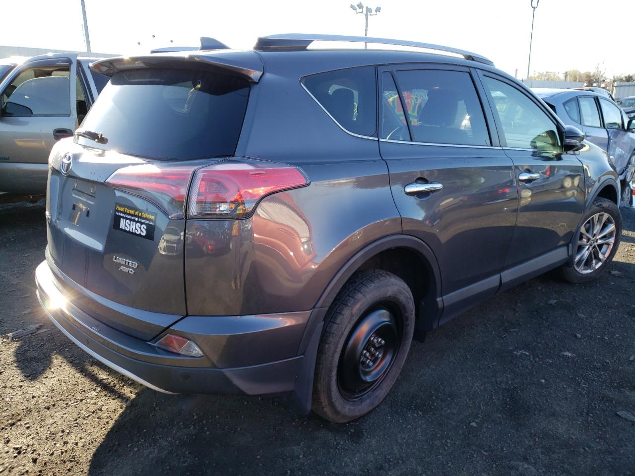 Zdjęcie 4 z aukcji – 2016 TOYOTA RAV4 LIMIT z VIN JTMDFREV4GD187433