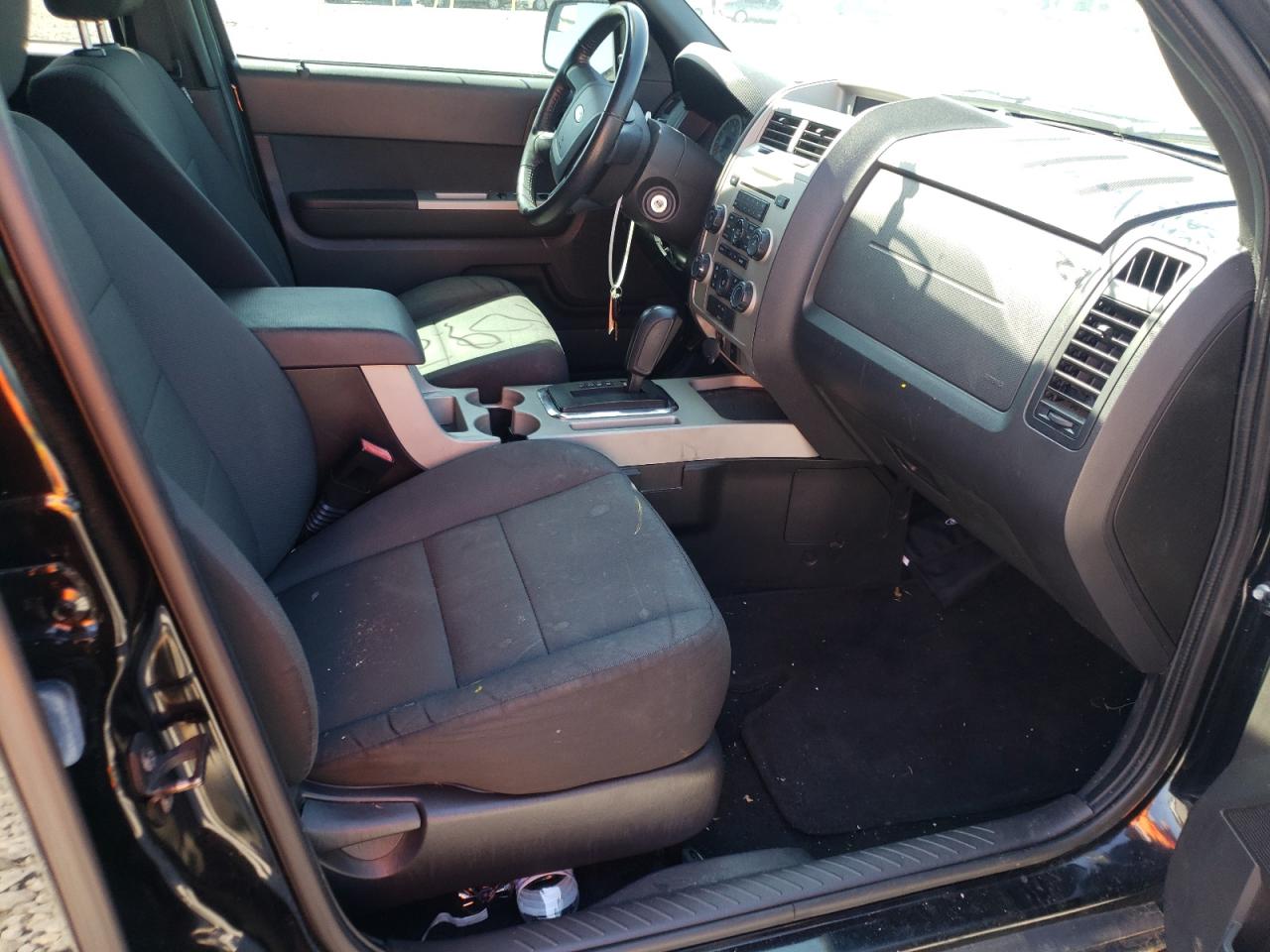 Photo 5 from auction – 2012 FORD ESCAPE XLT with VIN 1FMCU0D74CKA03657