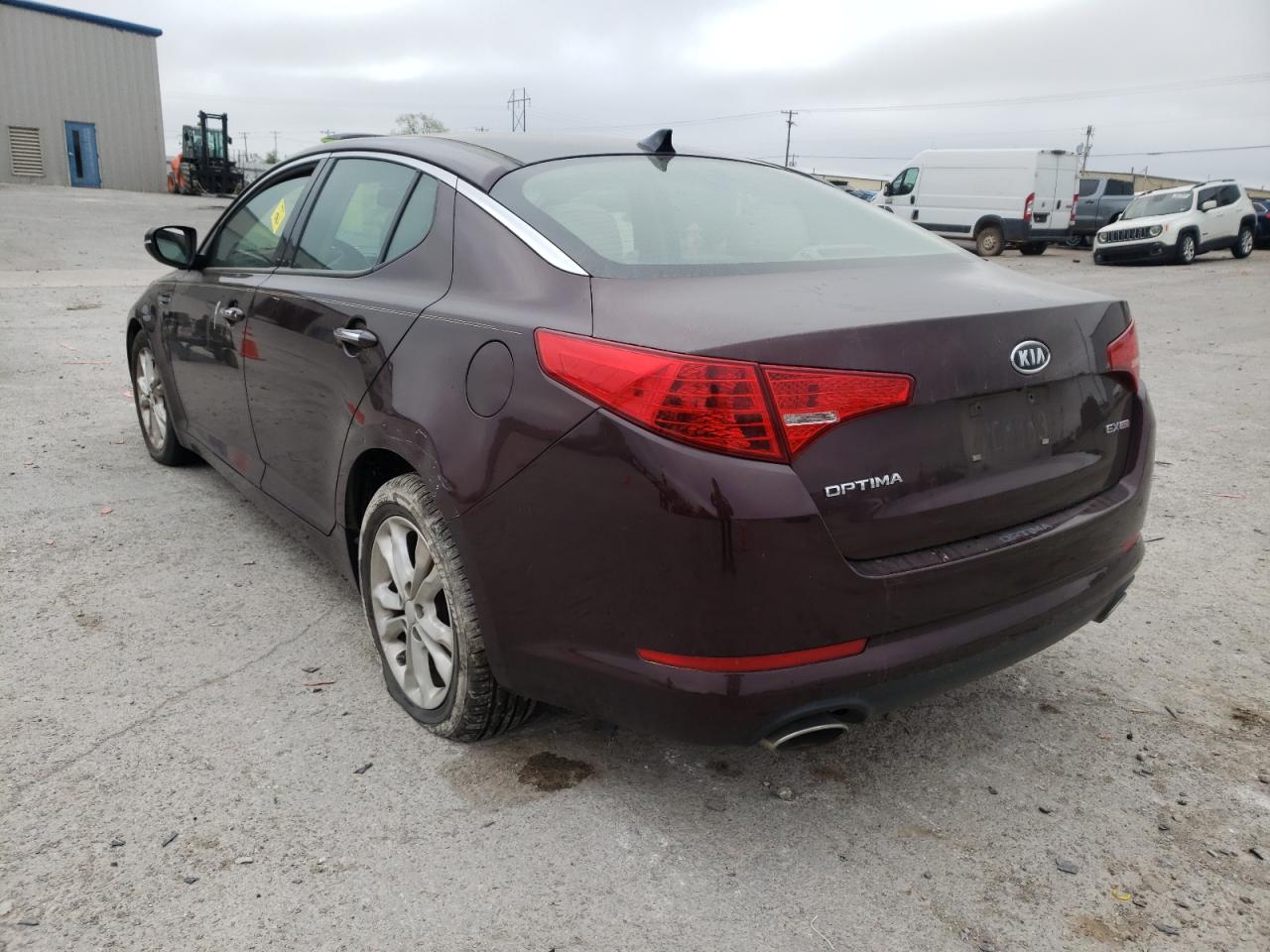 Photo 3 from auction – 2012 KIA OPTIMA EX with VIN 5XXGN4A76CG065117