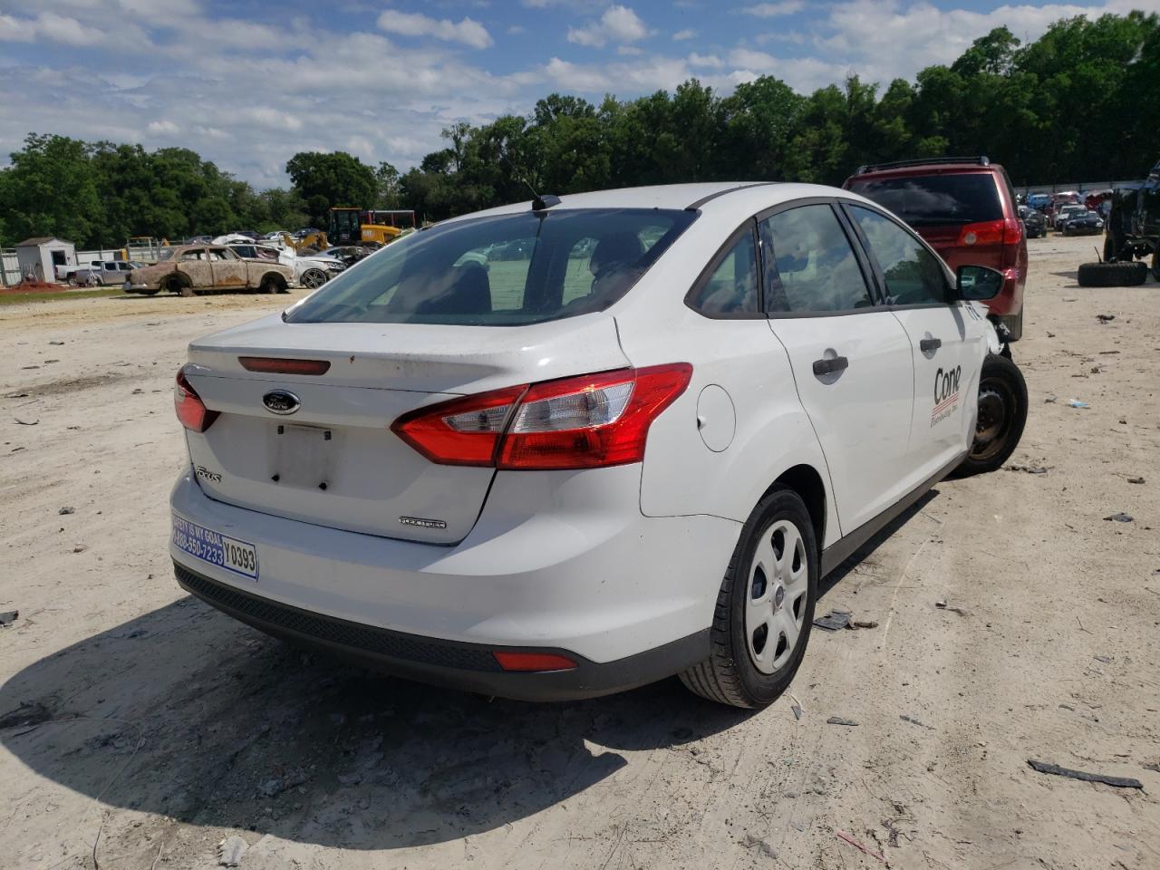Photo 4 from auction – 2013 FORD FOCUS S with VIN 1FADP3E22DL237270