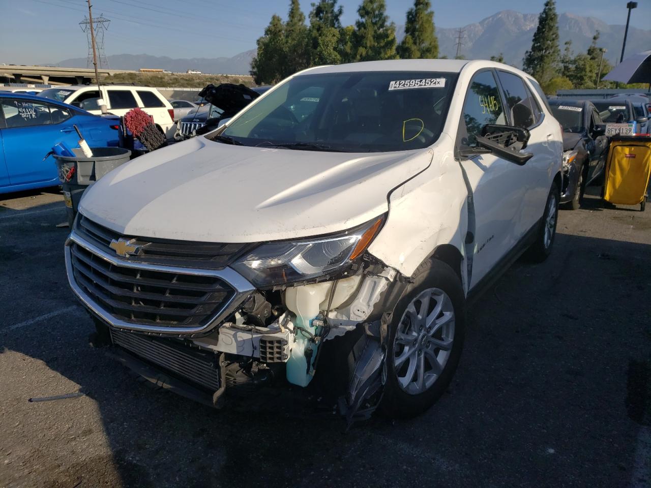 Photo 2 from auction – 2018 CHEVROLET EQUINOX LT with VIN 3GNAXJEV1JS566437