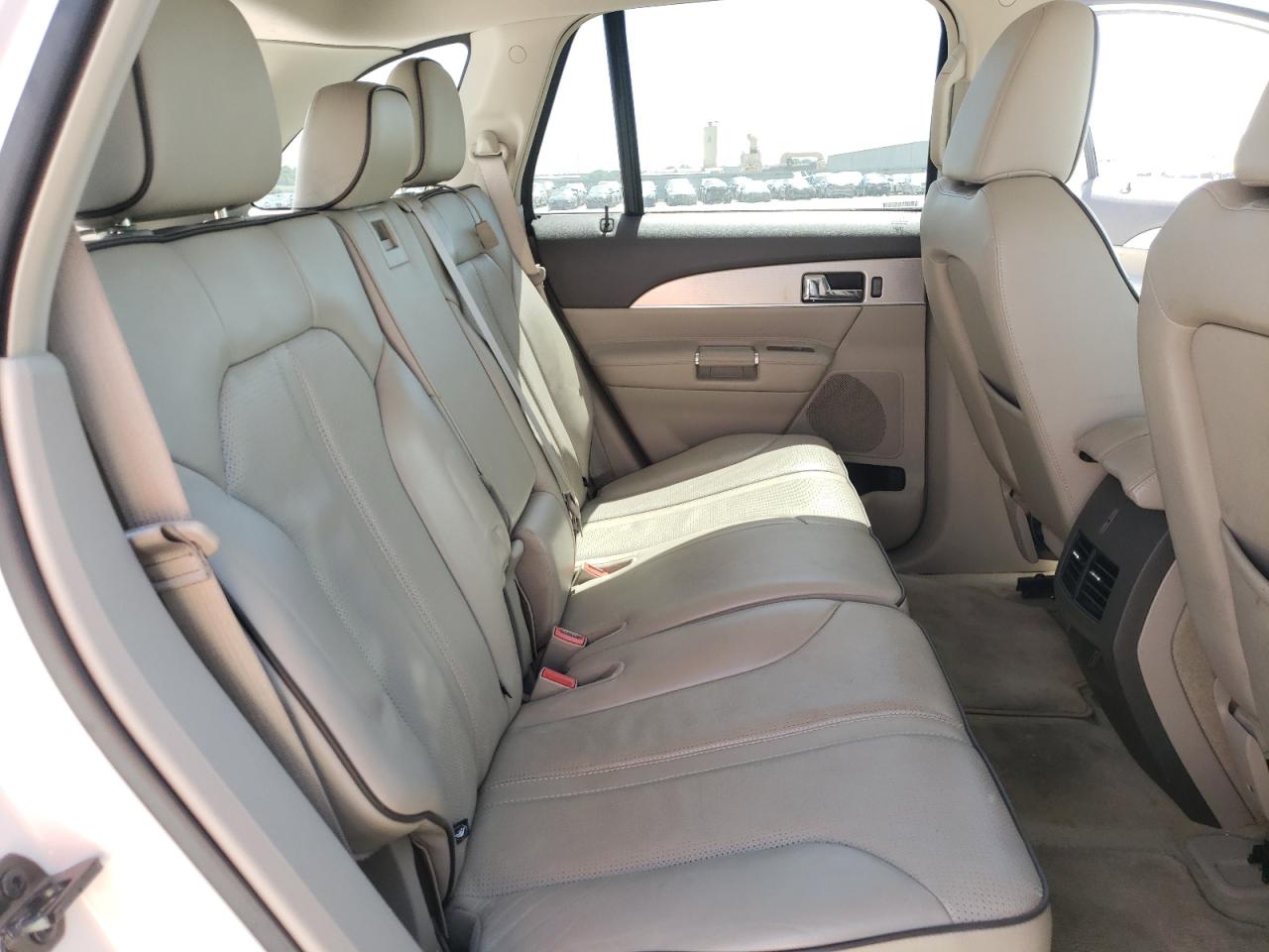 Photo 6 from auction – 2011 LINCOLN MKX with VIN 2LMDJ6JK2BBJ06923