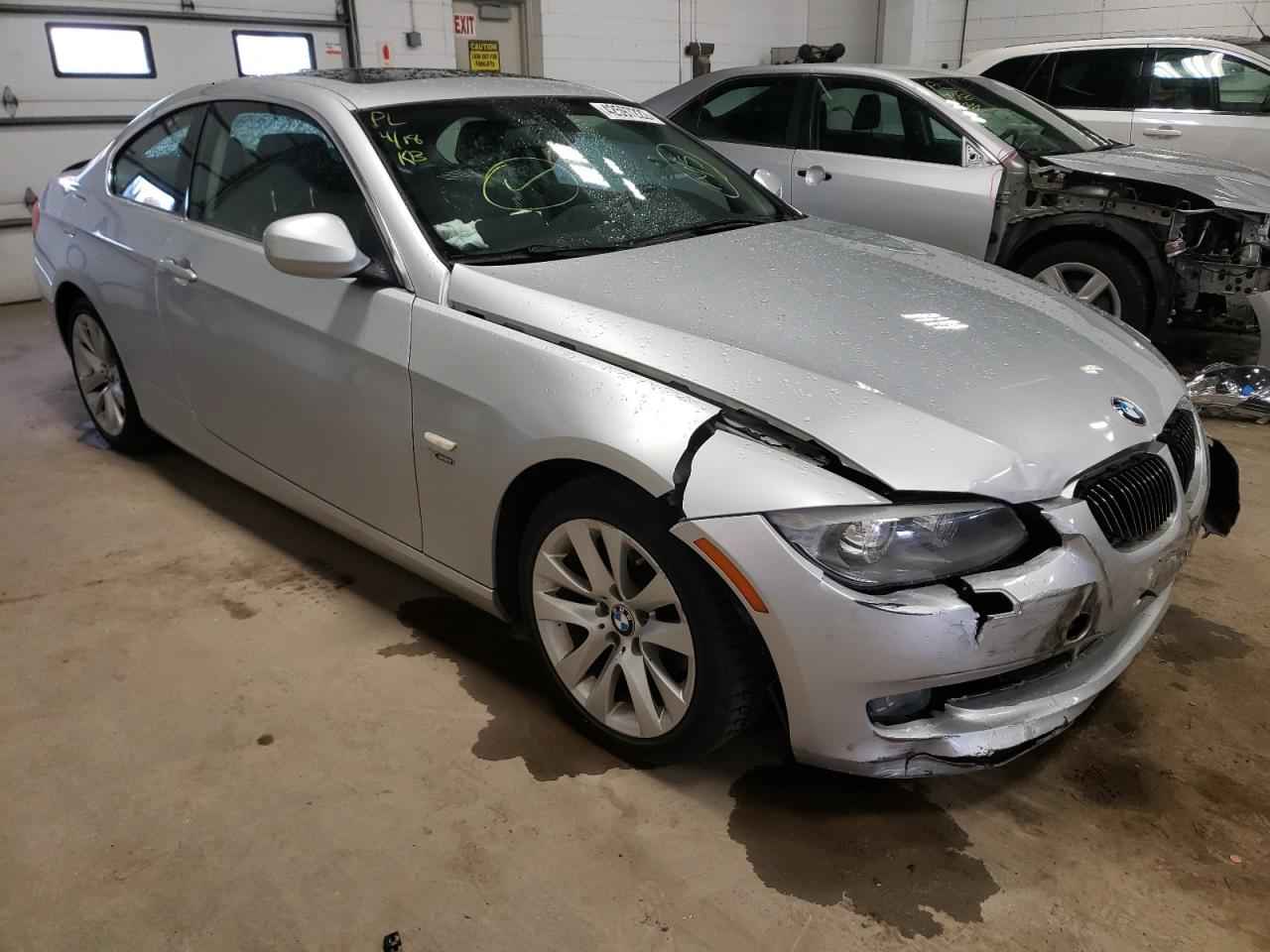 BMW 328 XI SUL 2011 with VIN WBAKF5C55BE655365 - Photo from auction