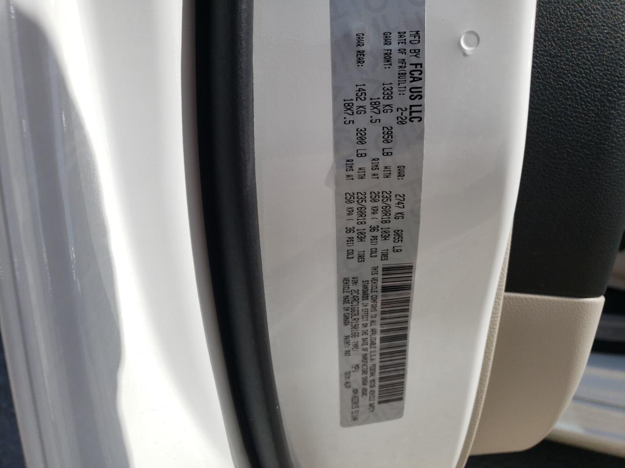 Photo 10 from auction – 2020 CHRYSLER PACIFICA L with VIN 2C4RC1GG3LR190166