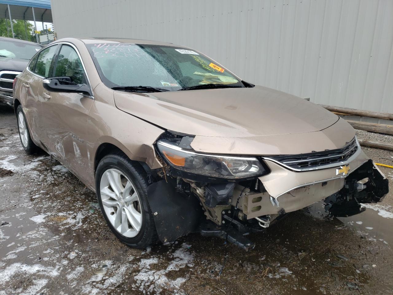 Photo 9 from auction – 2018 CHEVROLET MALIBU LT with VIN 1G1ZD5ST5JF124854