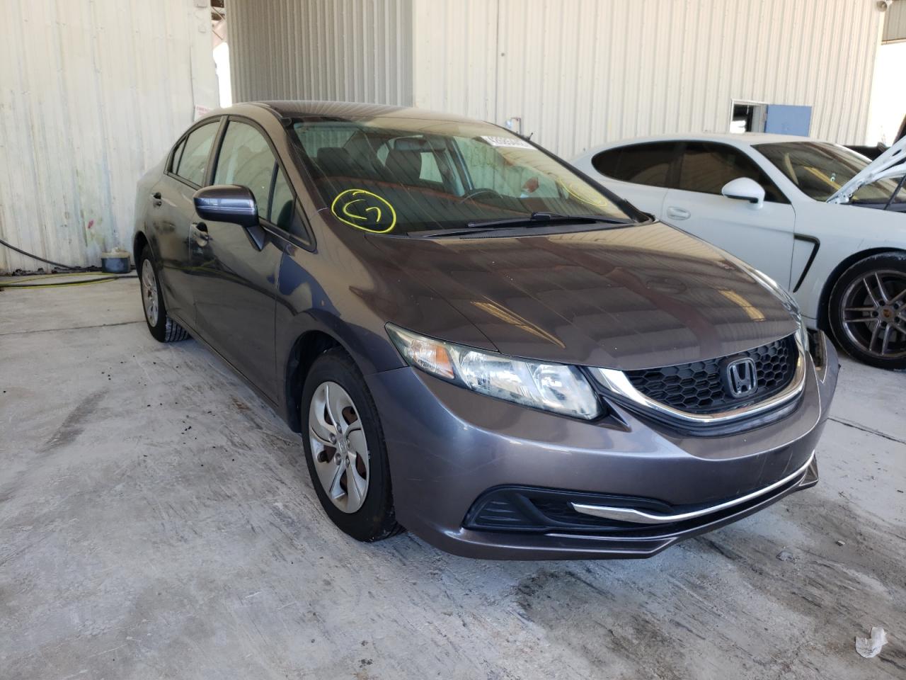 HONDA CIVIC LX 2015 with VIN 19XFB2F53FE056372 - Photo from auction