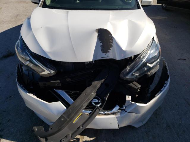 Photo 9 from auction – 2016 NISSAN SENTRA S with VIN 3N1AB7AP2GL679482