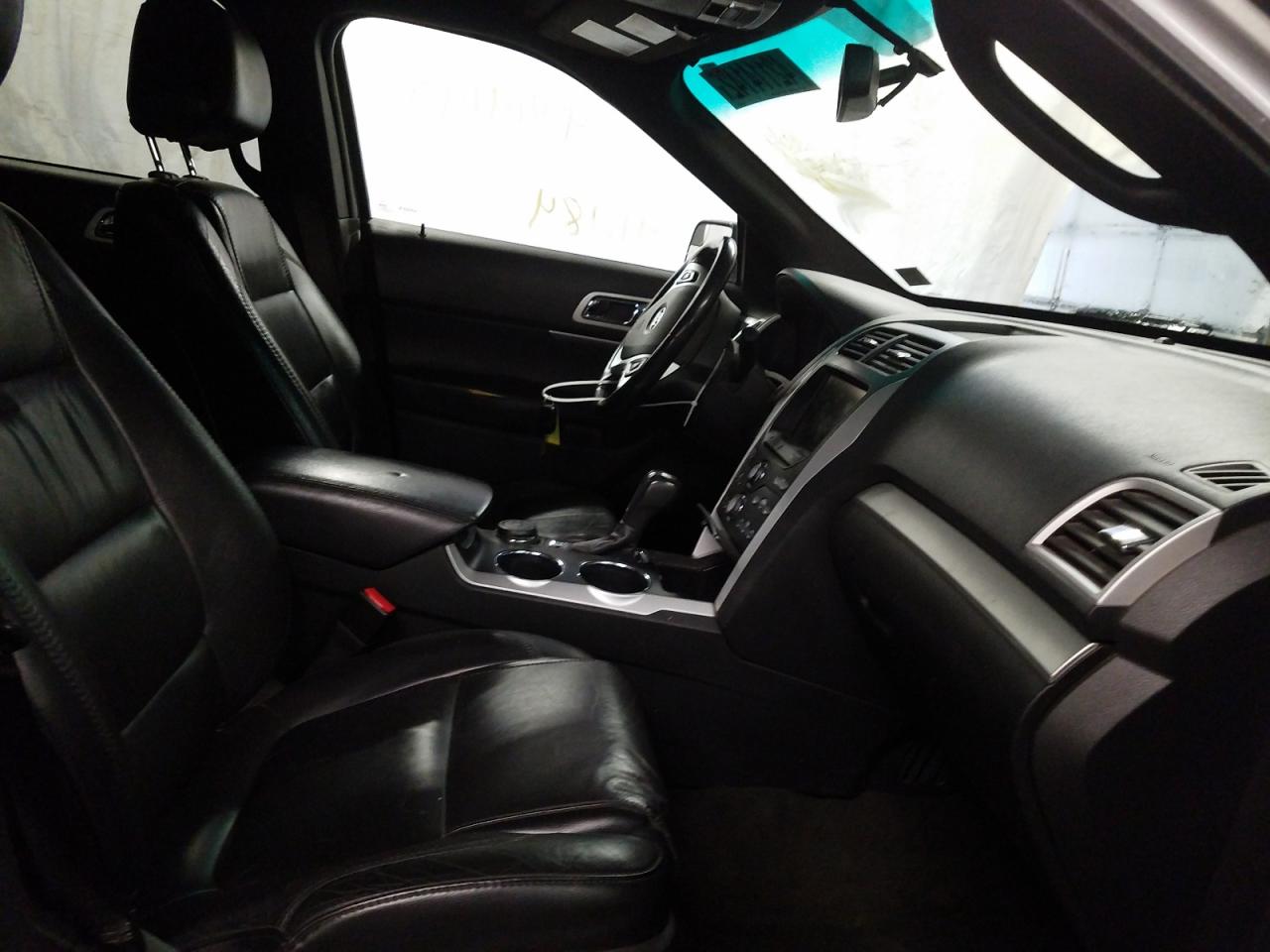 Photo 5 from auction – 2012 FORD EXPLORER X with VIN 1FMHK8D81CGA89676