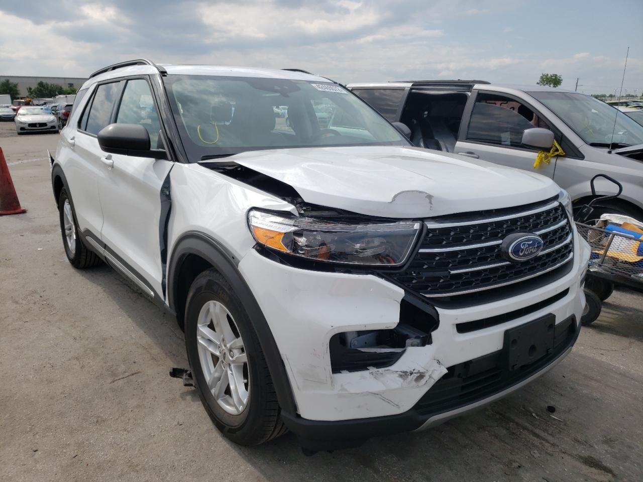 FORD EXPLORER X 2021 with VIN 1FMSK7DH0MGA57187 - Photo from auction