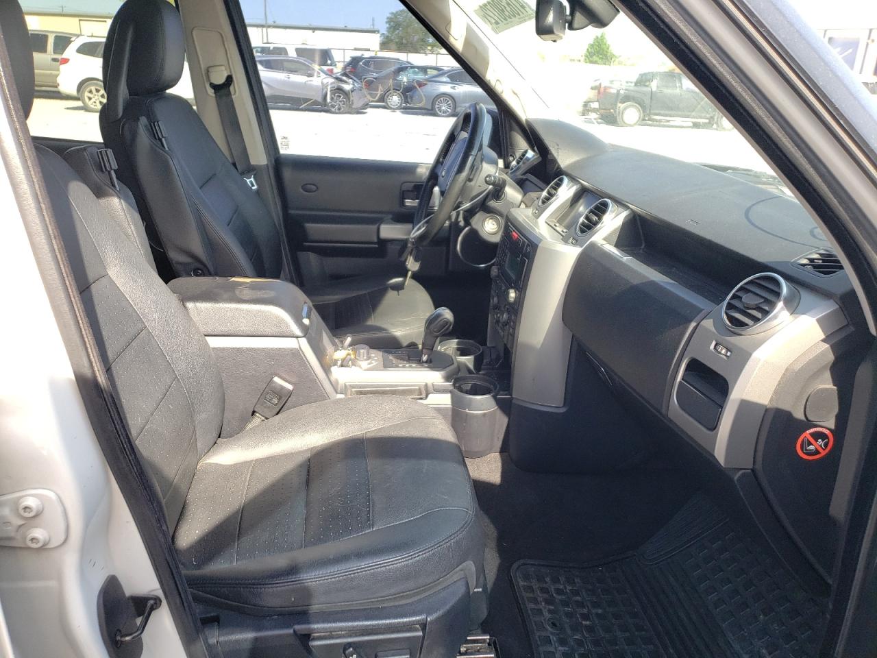 Photo 5 from auction – 2008 LAND ROVER LR3 SE with VIN SALAE25478A477052