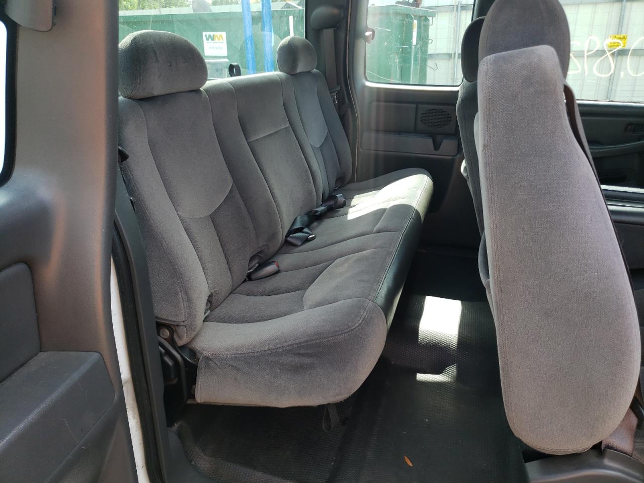 Photo 6 from auction – 2005 GMC NEW SIERRA with VIN 1GTEC19VX5Z208620