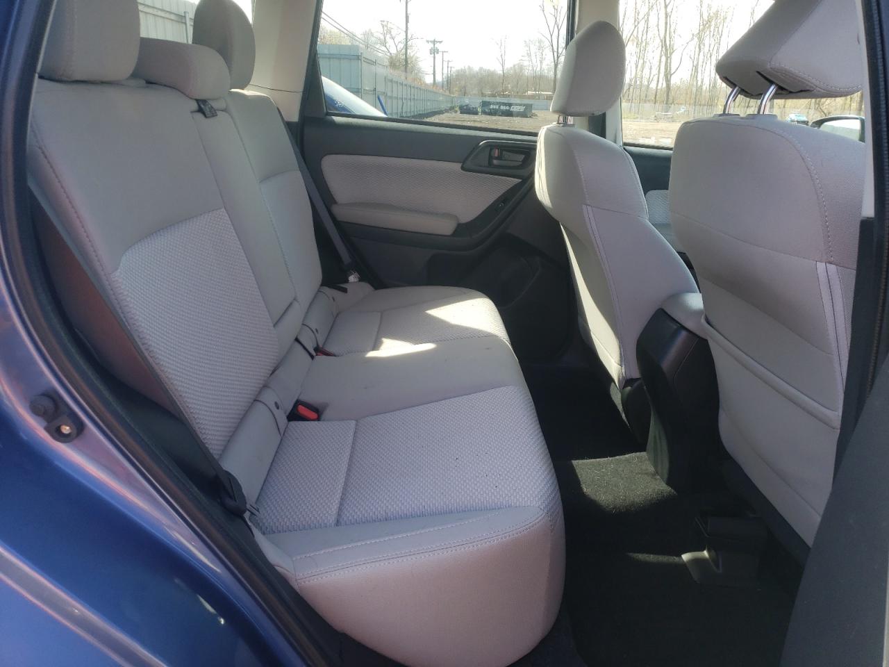 Photo 6 from auction – 2017 SUBARU FORESTER 2 with VIN JF2SJAEC7HH407861