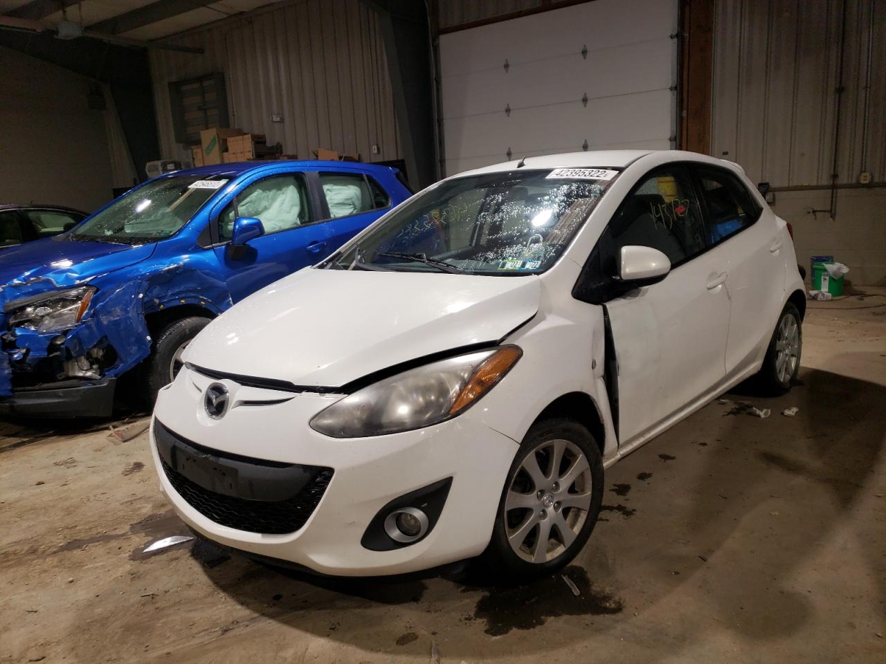 Photo 2 from auction – 2012 MAZDA MAZDA2 with VIN JM1DE1LY2C0136046