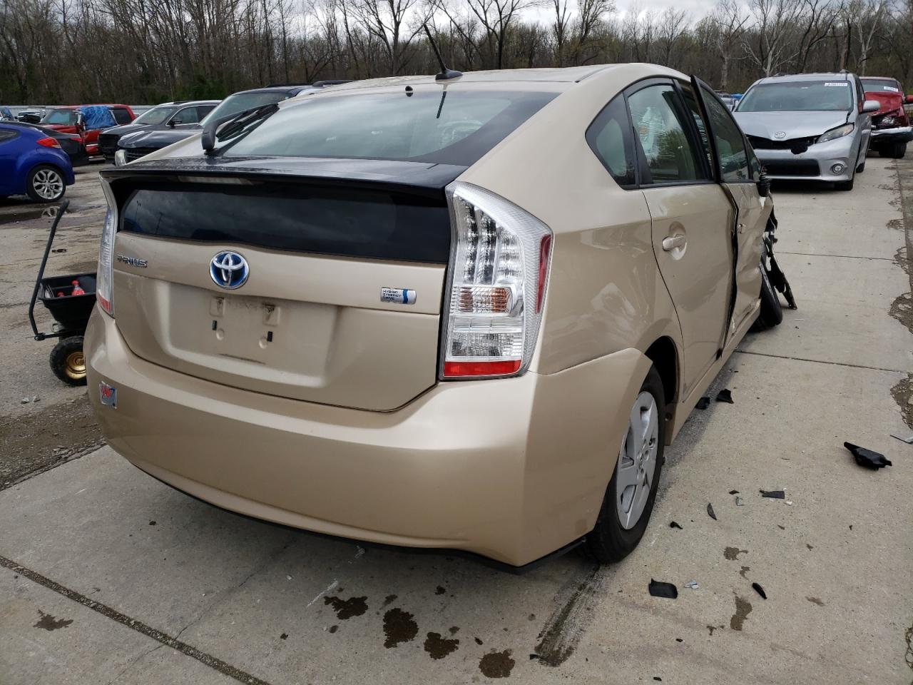 Photo 4 from auction – 2011 TOYOTA PRIUS with VIN JTDKN3DUXB1382138