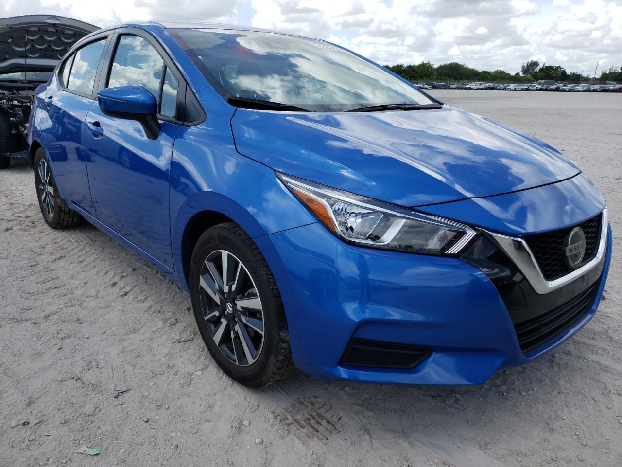 NISSAN VERSA SV 2021 with VIN 3N1CN8EV8ML864534 - Photo from auction