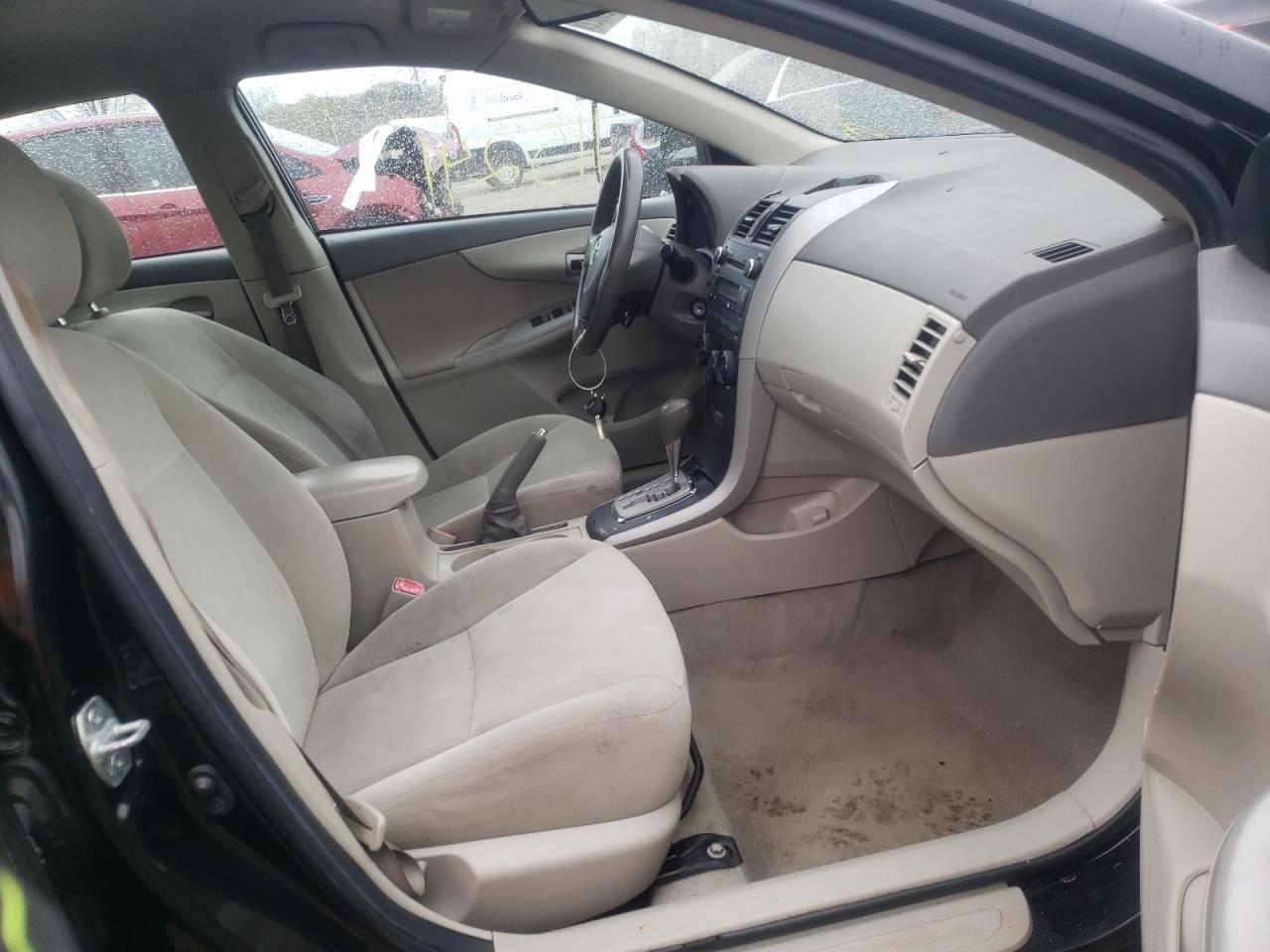 Zdjęcie 5 z aukcji – 2010 TOYOTA COROLLA BA z VIN 2T1BU4EE6AC283018