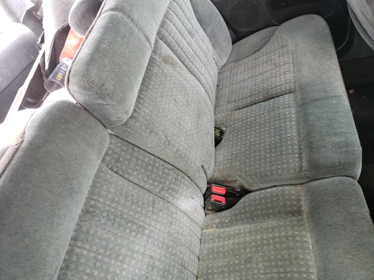 Foto 6 de la subasta – 2000 CHEVROLET BLAZER con VIN 1GNCS13W1YK195577